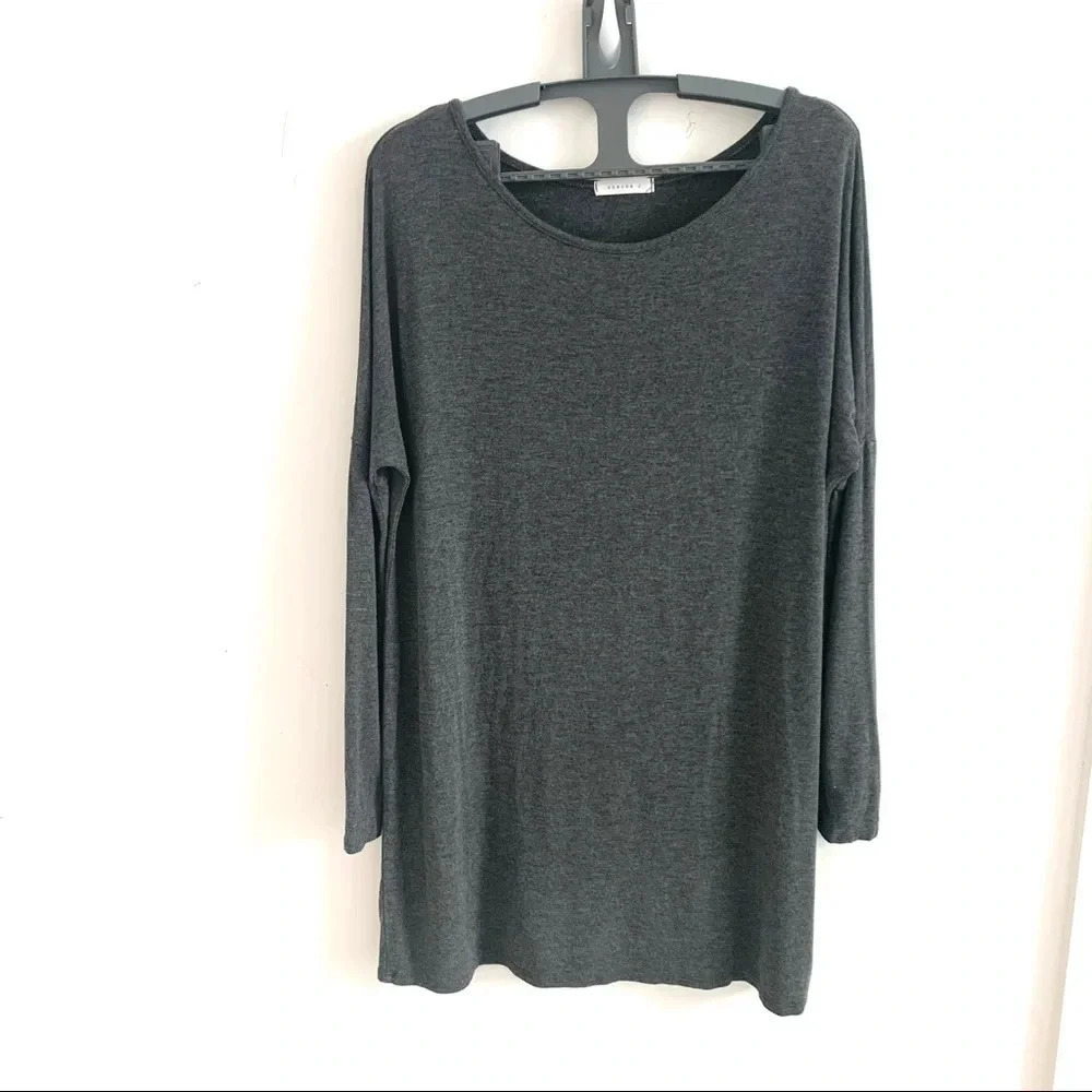 Reborn j pullover scoop neck gray top one size